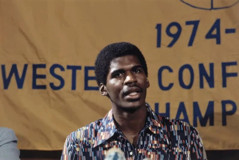 Basketball player Robert Parish, the number one draft choice of the Golden State Warriors. Parish would later go on to play for the Boston, Celtics and win three NBA championships.