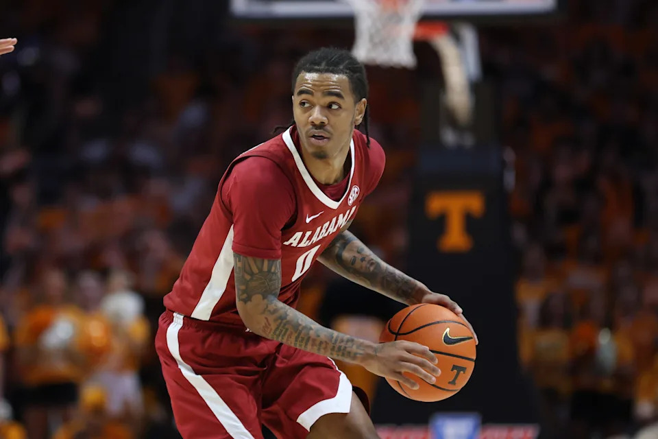 Feb 28, 2026; Knoxville, Tennessee, USA; Alabama Crimson Tide guard Labaron Philon (0) brings the ball up court against the Tennessee Volunteers during the second half at Thompson-Boling Arena at Food City Center. Mandatory Credit: Randy Sartin-Imagn Images
