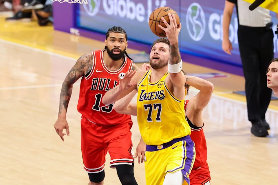 Luka Dončić #77 of the Los Angeles Lakers lays the ball up during an NBA basketball game against the Chicago Bulls, Thursday March 12, 2026 in Los Angeles, Calif.