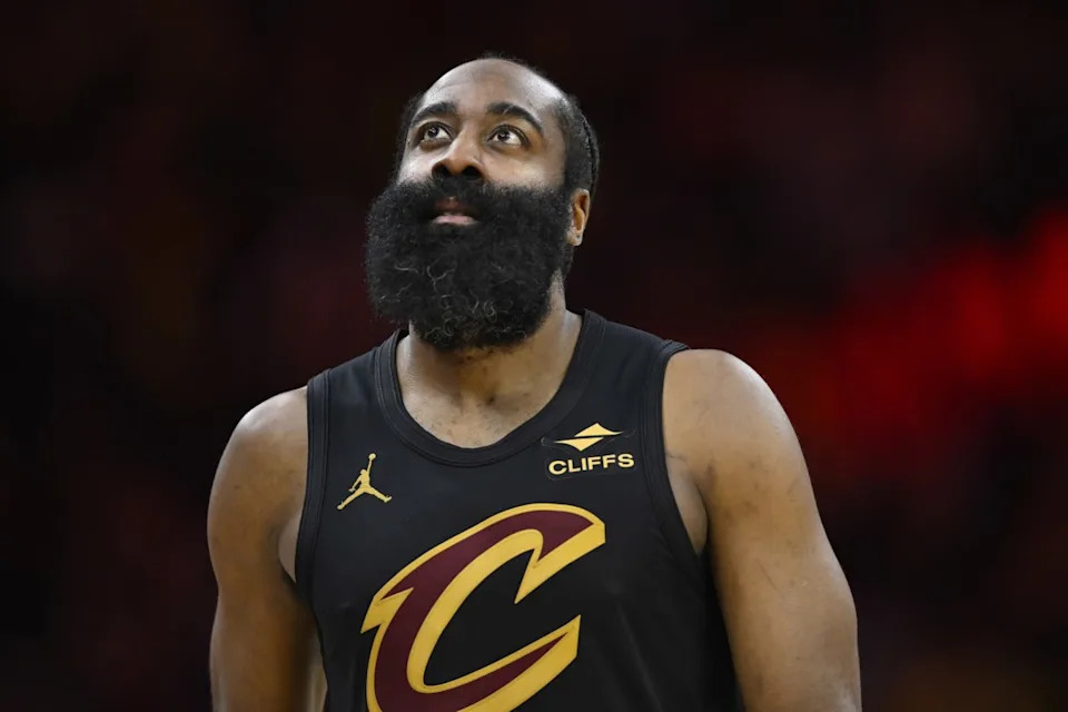 Cleveland Cavaliers guard James Harden (1)David Richard-Imagn Images