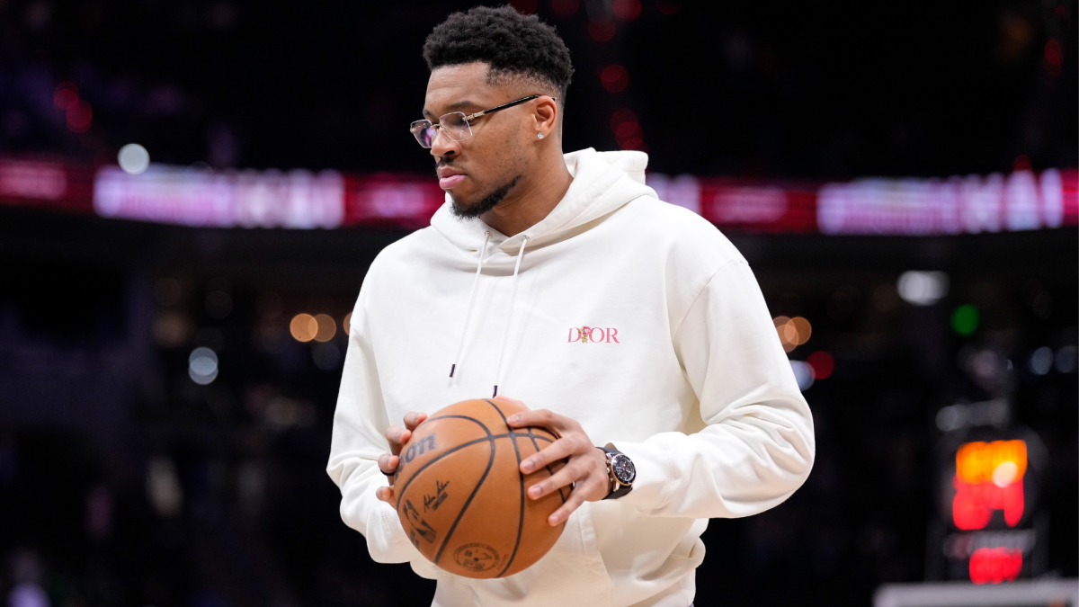 Giannis Antetokounmpo is returning from injury, but is that what's best for the Bucks?