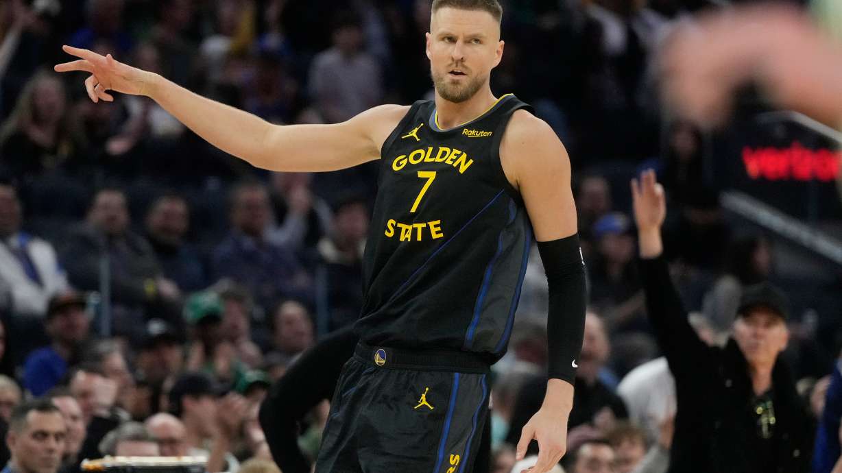 Warriors center Porzingis misses 5th straight game with illness coach Steve Kerr calls "mysterious"