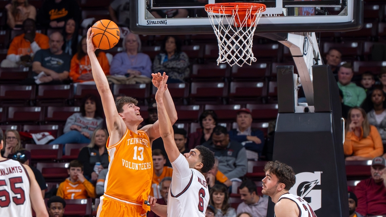 Estrella and Okpara lead No. 23 Tennessee to dominant 78-59 win over South Carolina
