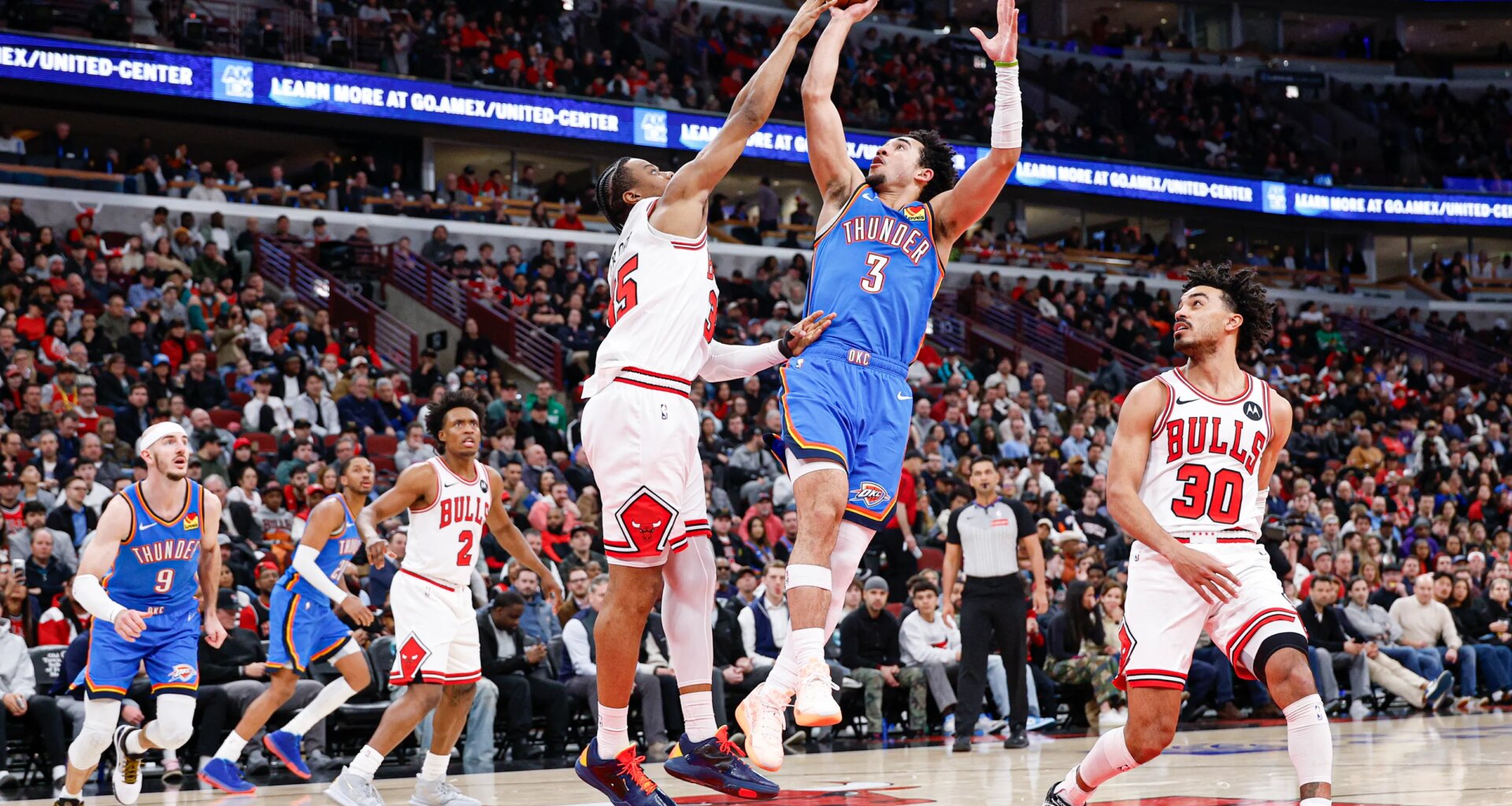 Best images from Thunder's 116-108 win over Bulls