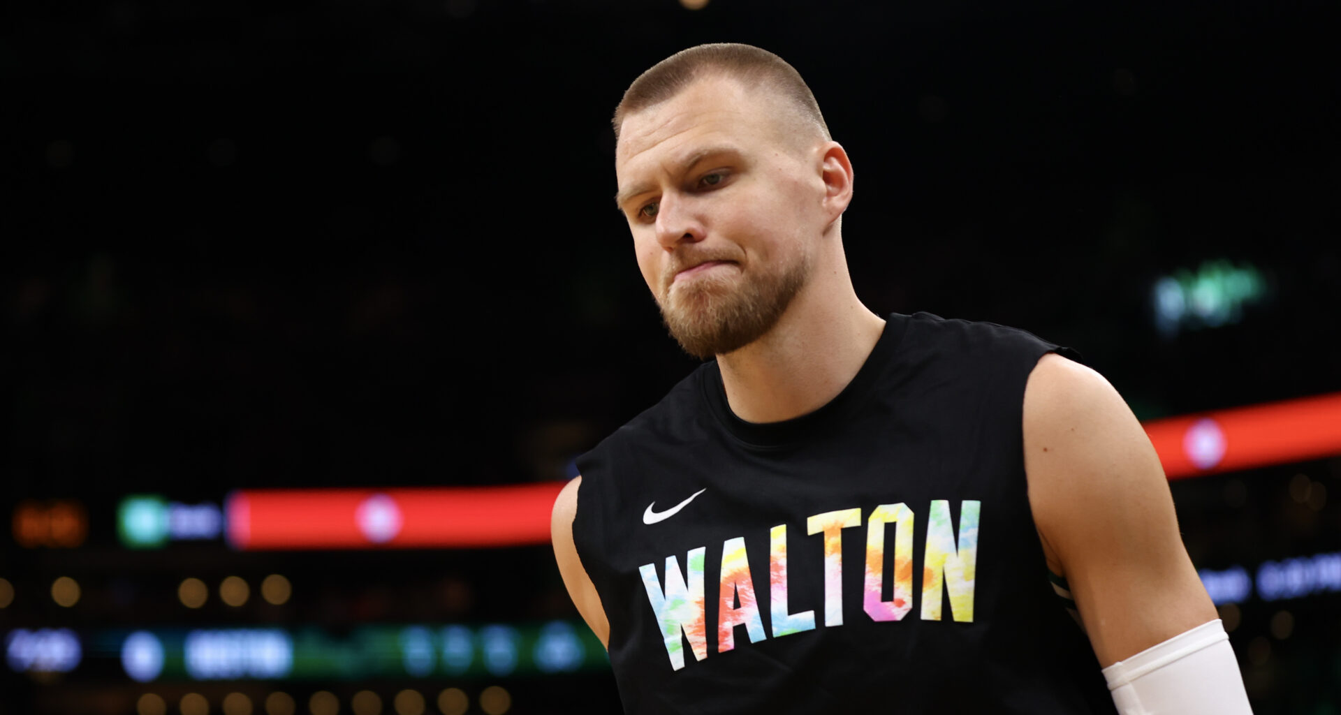 NBA Fans React To Warriors Kristaps Porzingis Announcement