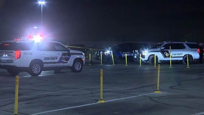 1 hospitalized, suspect detained in shooting after Spurs game at Frost Bank Center, BCSO says