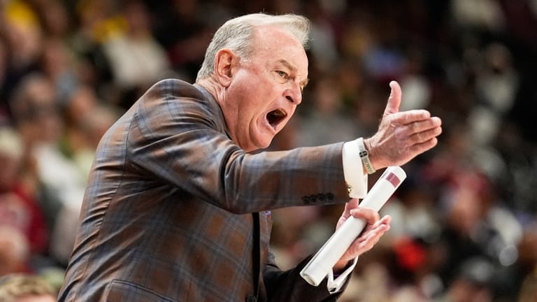 Texas head coach Vic Schaefer reacts to a call during...