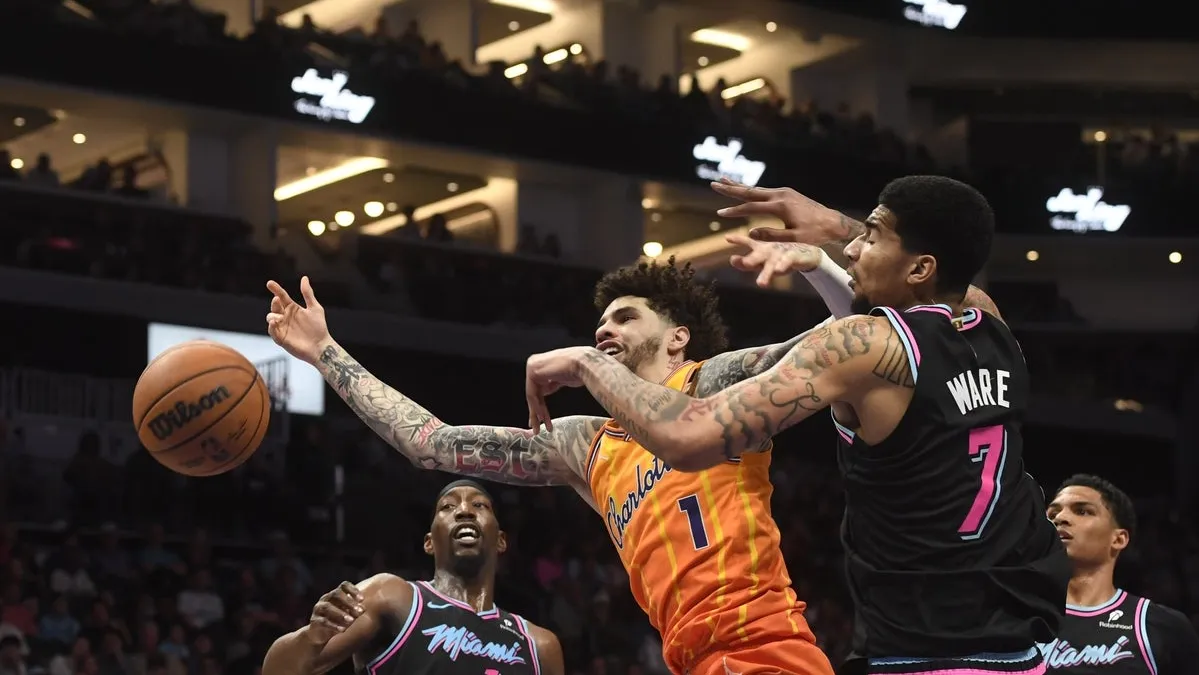 Charlotte Hornets vs. Phoenix Suns odds, tips and betting trends