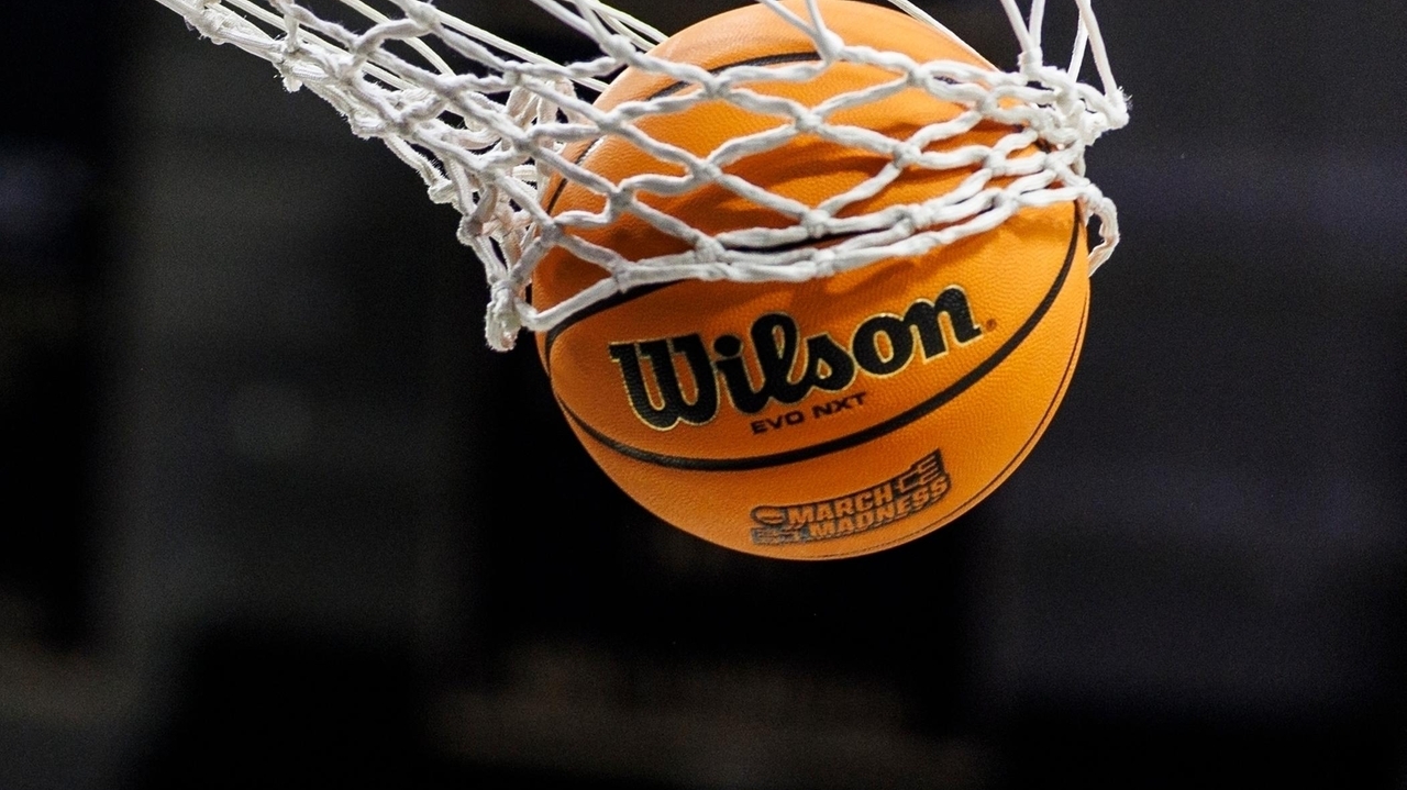 Bracket Watch: Semifinal win puts LIU in. Tennessee State qualifies for the first time in 32 years