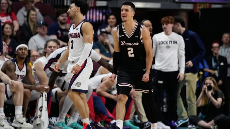 Santa Clara guard Sash Gavalyugov (2) celebrates after a play...