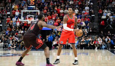 Clippers Bulldoze Chicago, Win 4th Straight