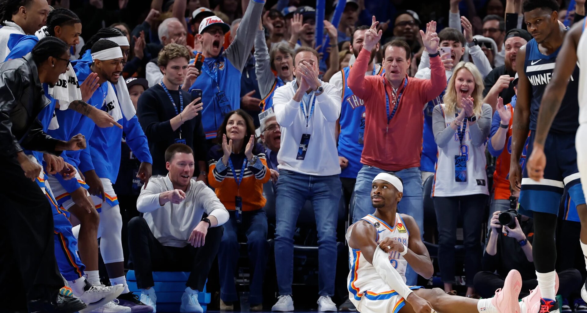 Best images from Thunder's 116-103 win over Timberwolves