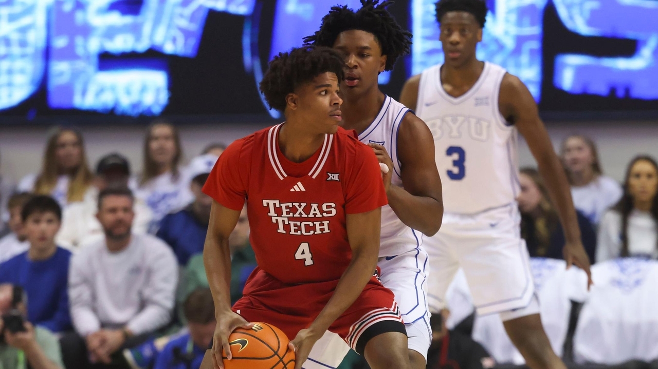 It isn't only freshmen making this March Madness special. Here are top prospects in other classes