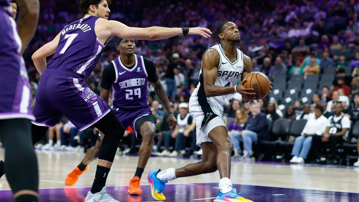 San Antonio Spurs vs. Phoenix Suns odds, tips and betting trends