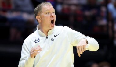 Cincinnati hires Jerrod Calhoun: Utah State coach heads back to lead alma mater