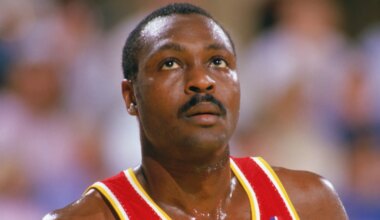 Rockets jersey history No. 10