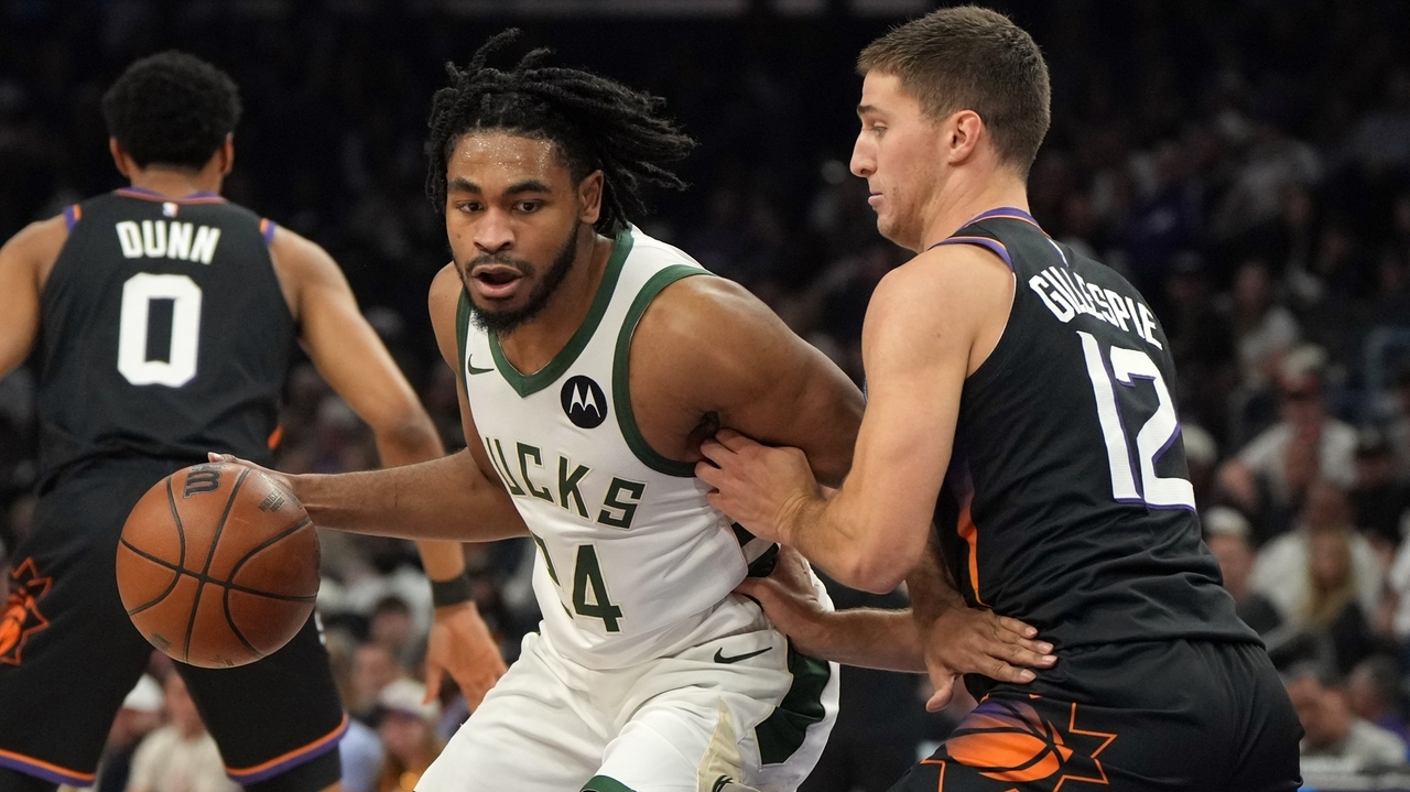Bucks waive Cam Thomas and sign Pete Nance to multi-year contract