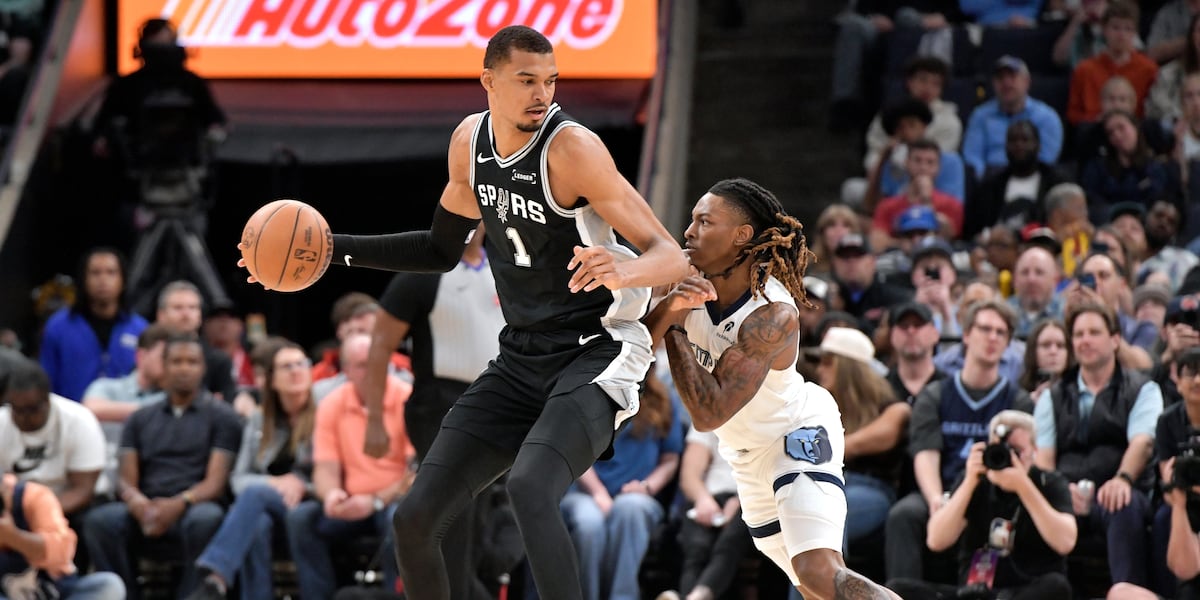 Wembanyama dominates inside as Spurs trounce Grizzlies 123-98