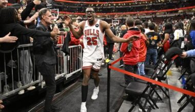 Bulls F Jalen Smith (calf), G Jaden Ivey (knee) done for season | Fox Sports Radio 94.7 FM and 1230 AM