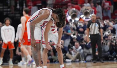 Houston's season ends in tears after 65-55 loss to Illinois in NCAA Tournament