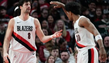 Henderson has 23 and the Trail Blazers rout the fading Bucks 130-99
