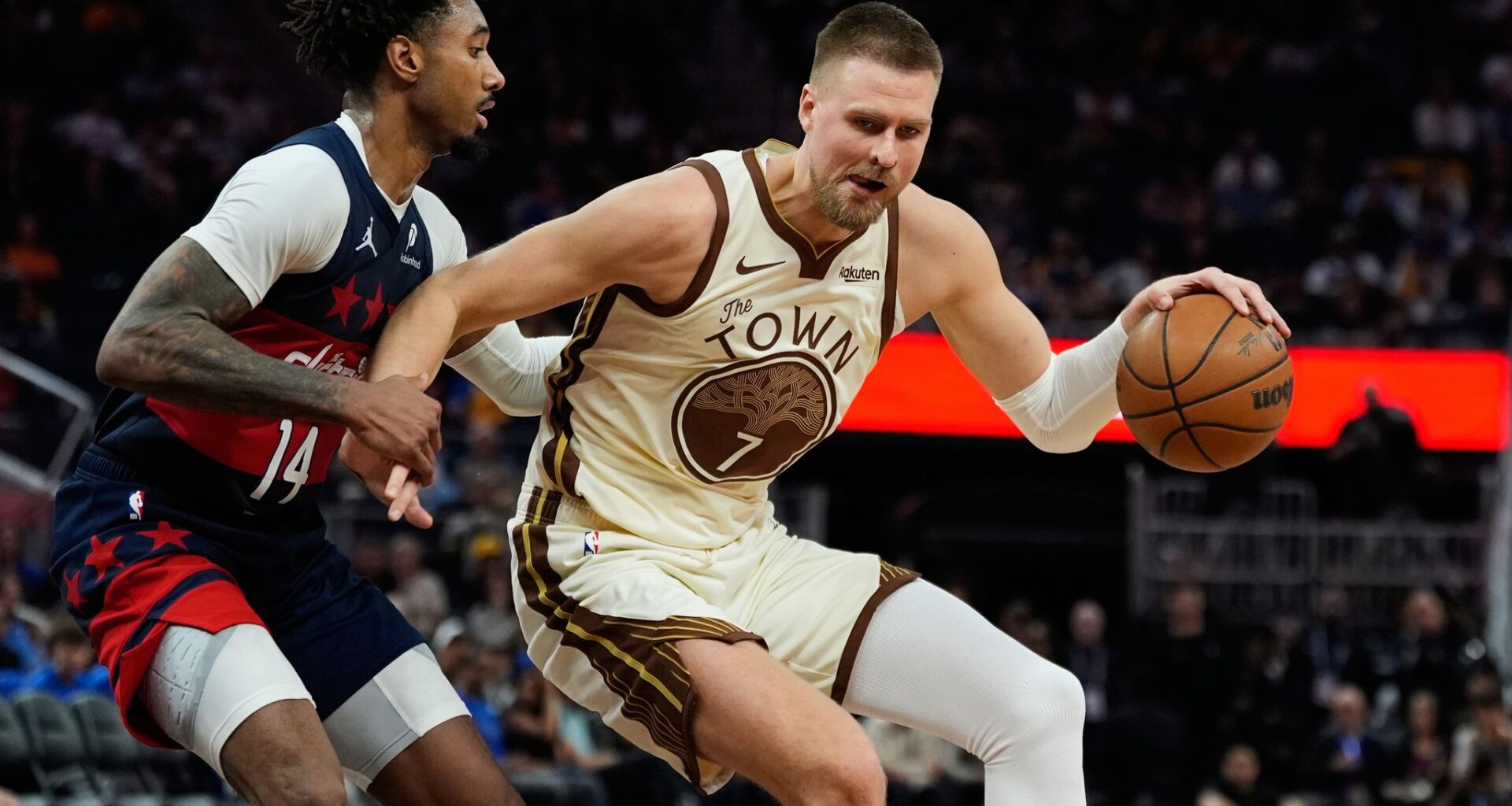 Porzingis and Santos come up big for Warriors in 131-126 win over Wizards