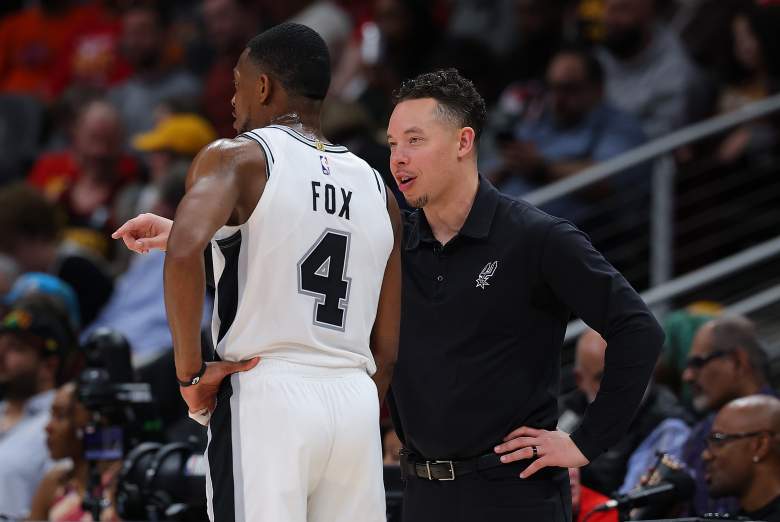 De'Aaron Fox injury update San Antonio Spurs injury report vs Milwaukee Bucks