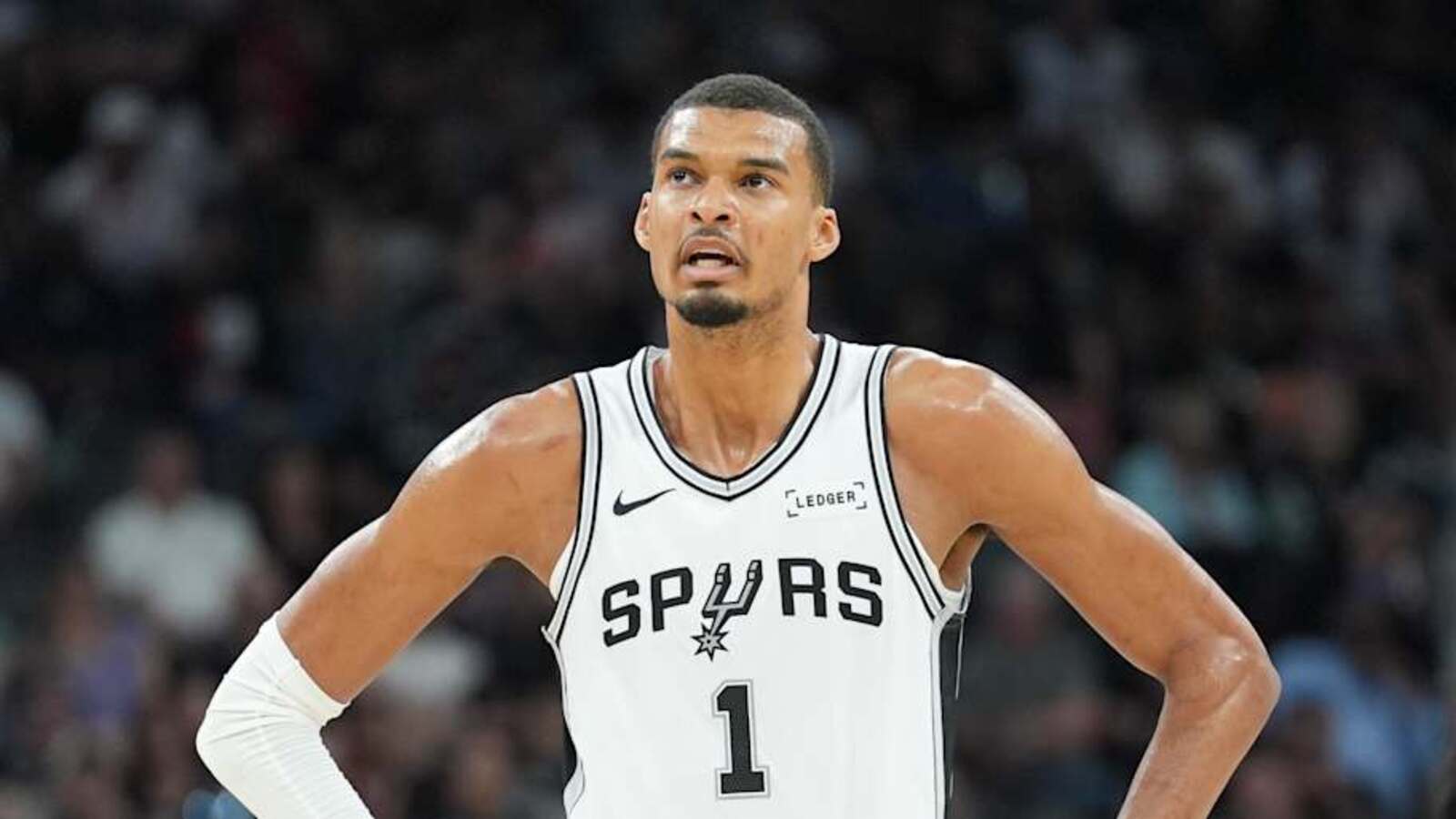 Wembanyama Drops Fastest Double-Double Recorded, Spurs Trample Bulls 129-114