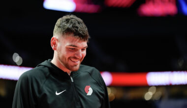 How Donovan Clingan watched Braylon Mullins' UConn winner