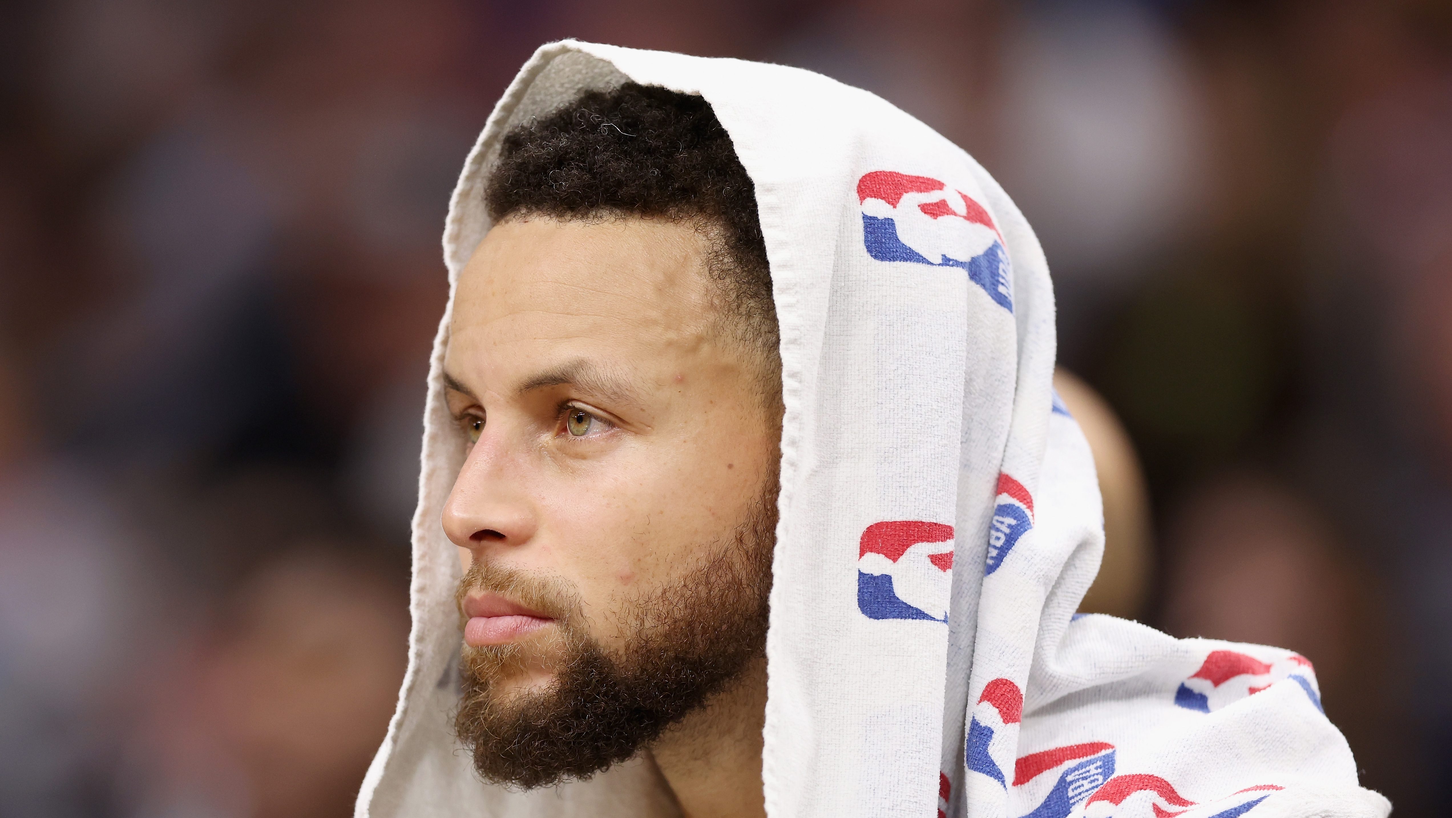 Is Steph Curry Playing tonight? Steph Curry injury update, Steph Curry injury return date timeline, Warriors vs Mavericks game, Golden State Warriors injury report vs Mavericks, Warriors news