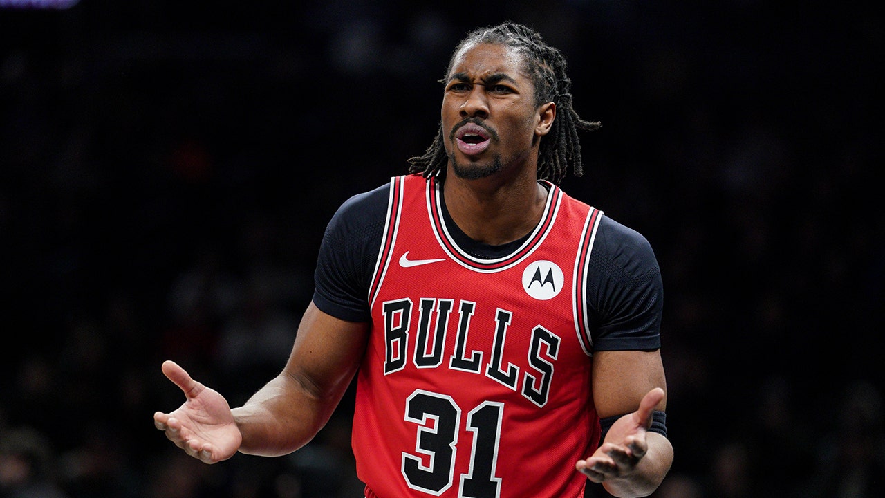 Jaden Ivey calls out Bulls amid being waived after anti-pride month comments