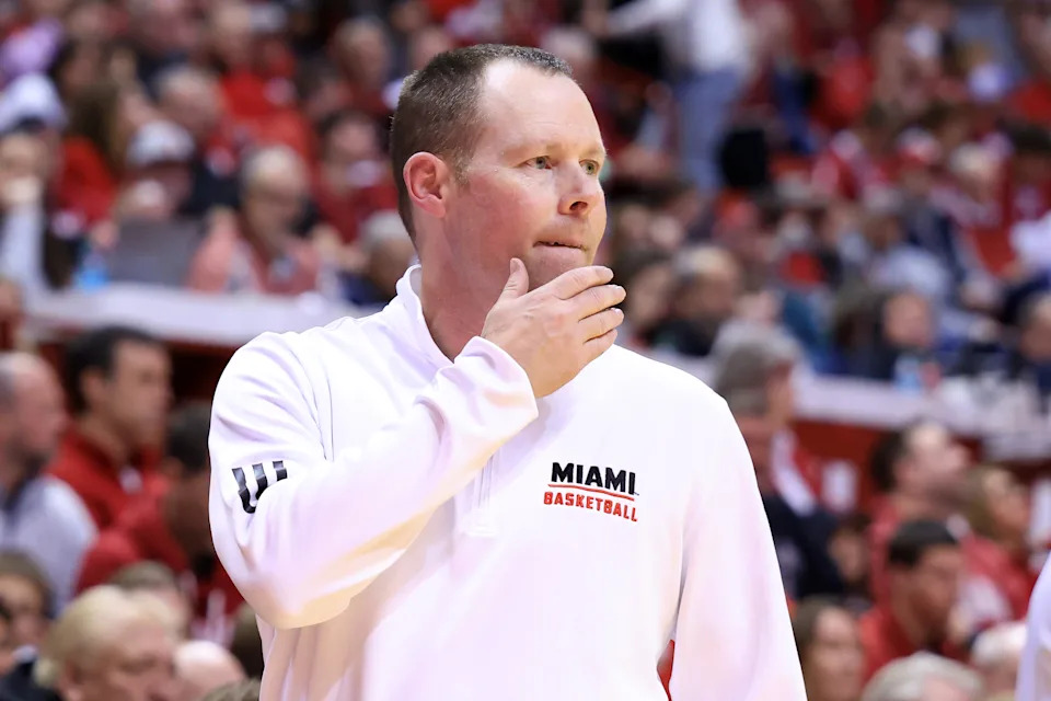 BLOOMINGTON, INDIANA - DECEMBER 06: Head coach Travis Steele of the Miami (Oh) Redhawks reacts against the Indiana Hoosiers at Simon Skjodt Assembly Hall on December 06, 2024 in Bloomington, Indiana. (Photo by Justin Casterline/Getty Images)
