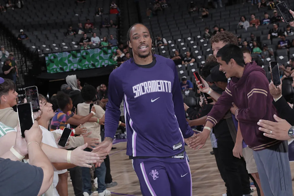 SACRAMENTO, CA – MARCH 17: DeMar DeRozan #10 of the Sacramento Kings high fives fans as he runs onto the court prior to the game against the San Antonio Spurs on March 17, 2026 at Golden 1 Center in Sacramento, California. NOTE TO USER: User expressly acknowledges and agrees that, by downloading and or using this photograph, User is consenting to the terms and conditions of the Getty Images Agreement. Mandatory Copyright Notice: Copyright 2026 NBAE (Photo by Rocky Widner/NBAE via Getty Images) | NBAE via Getty Images