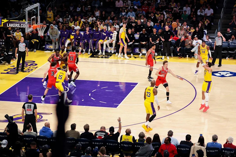 Luka Dončić #77 of the Los Angeles Lakers shoots a three point shot during an NBA basketball game against the Chicago Bulls, Thursday March 12, 2026 in Los Angeles, Calif.