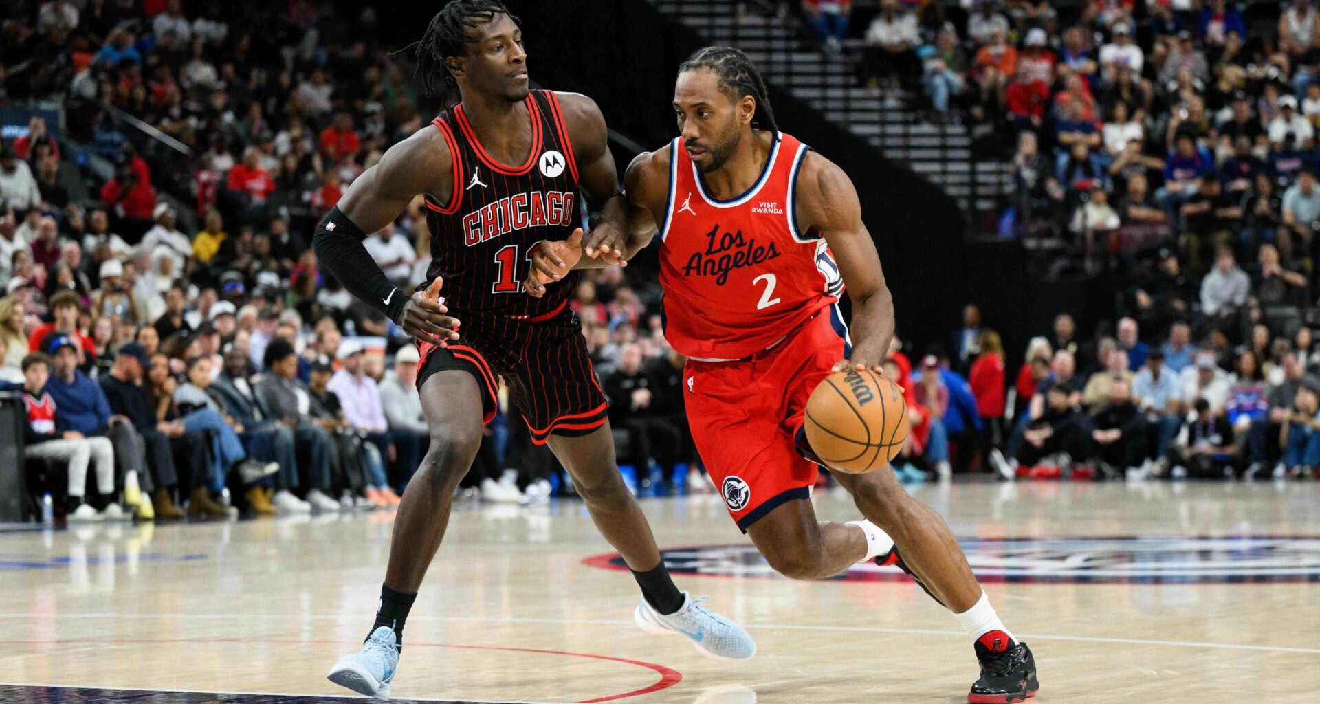 NBA: Kawhi Leonard pours in 28 as rolling Clippers handle Bulls