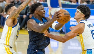 Minnesota Timberwolves vs. Golden State Warriors -Xinhua