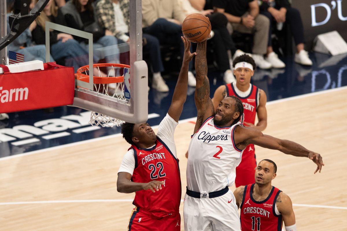 LA Clippers guard Kawhi Leonard (2) dunks the ball during an NBA game between the New Orleans Pelicans and the LA Clippers on Sunday, March 1, 2026 at Intuit Dome in Inglewood Calif