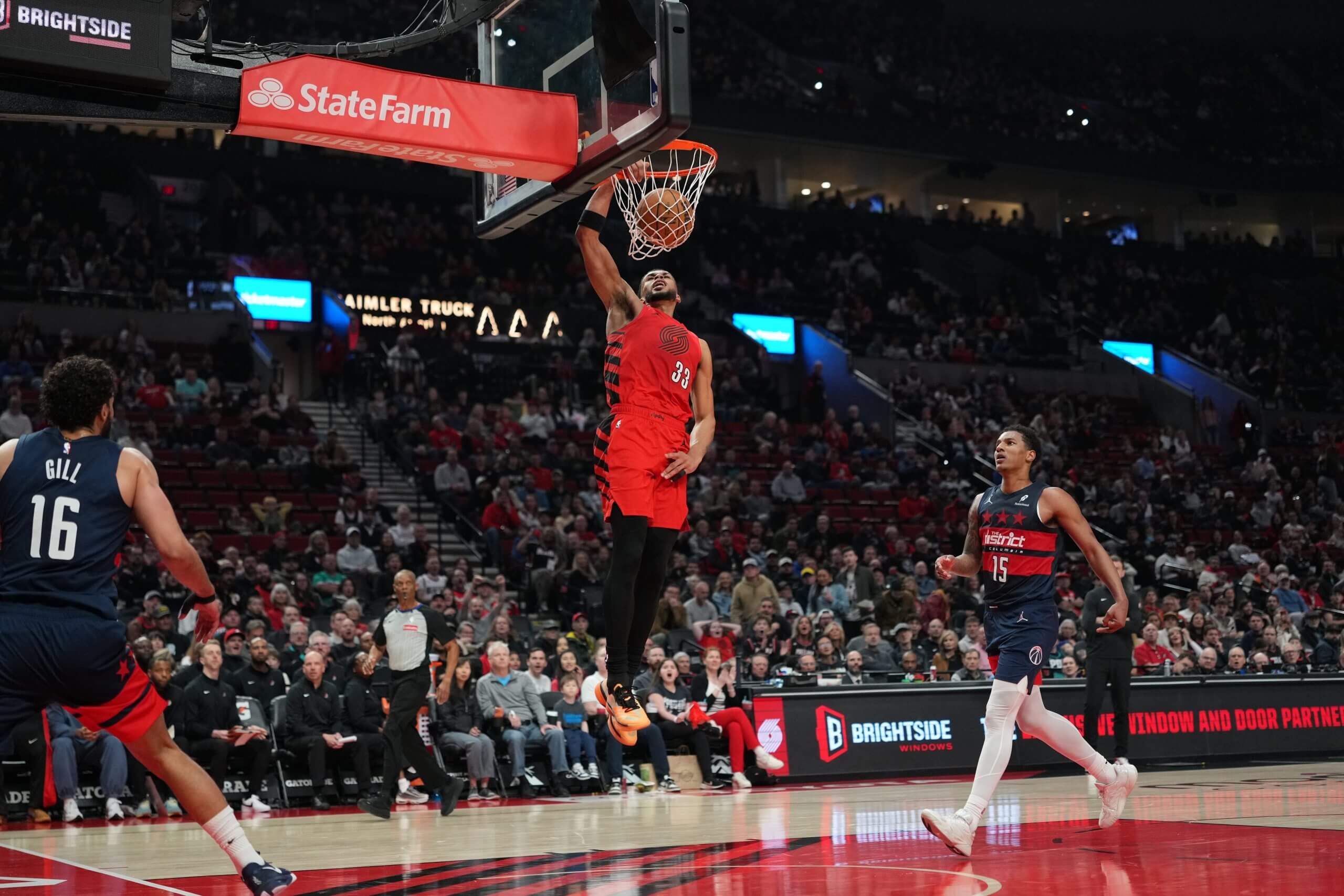 Portland Toumani Camara dunks