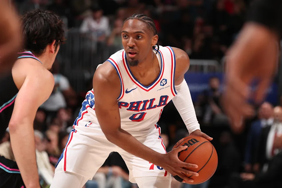 MIAMI, FL – MARCH 30: Tyrese Maxey #0 of the Philadelphia 76ers handles the ball during the game against the Miami Heat on March 30, 2026 at Kaseya Center in Miami, Florida. NOTE TO USER: User expressly acknowledges and agrees that, by downloading and or using this Photograph, user is consenting to the terms and conditions of the Getty Images License Agreement. Mandatory Copyright Notice: Copyright 2026 NBAE (Photo by Issac Baldizon/NBAE via Getty Images) | NBAE via Getty Images