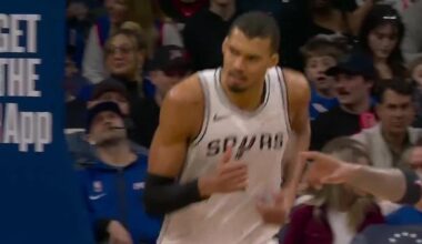 Harper scores 22, Spurs rebound from 1st loss in 12 games to romp past 76ers 131-91