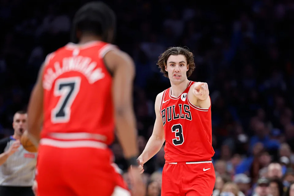 Mar 27, 2026; Oklahoma City, Oklahoma, USA; Chicago Bulls guard Josh Giddey (3) gestures to Chicago Bulls guard Rob Dillingham (7) during a play against the Oklahoma City Thunder in the second half at Paycom Center. Mandatory Credit: Alonzo Adams-Imagn Images
