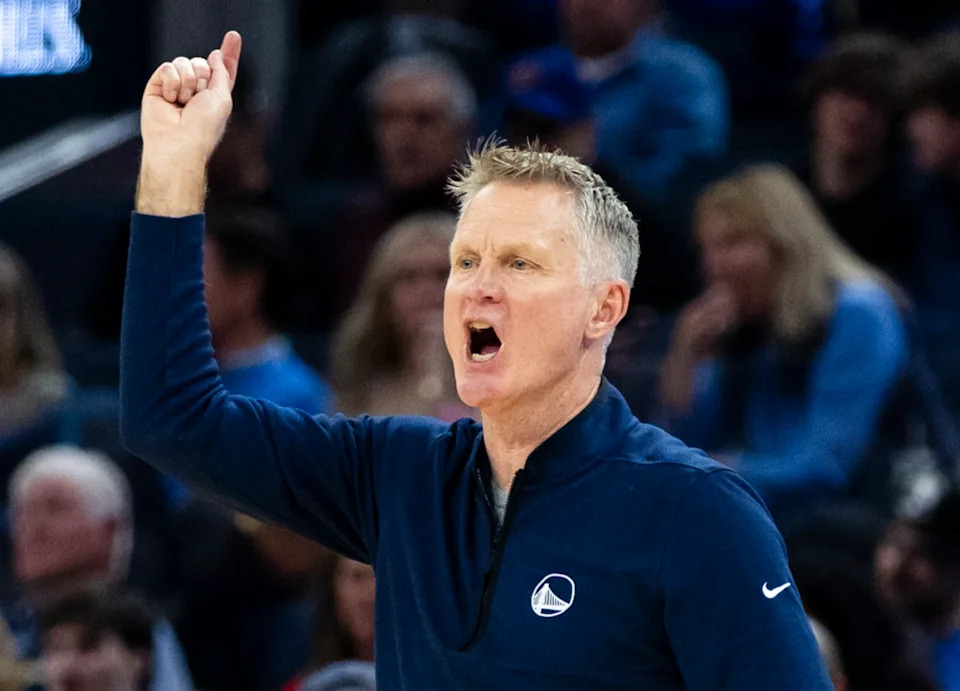 Golden State Warriors head coach Steve Kerr reacts during the second quarter against the Phoenix Suns at Chase Center.John Hefti-Imagn Images