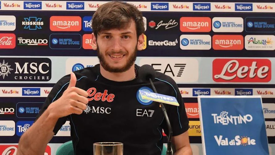 Kvaratskhelia signs for Serie A Napoli