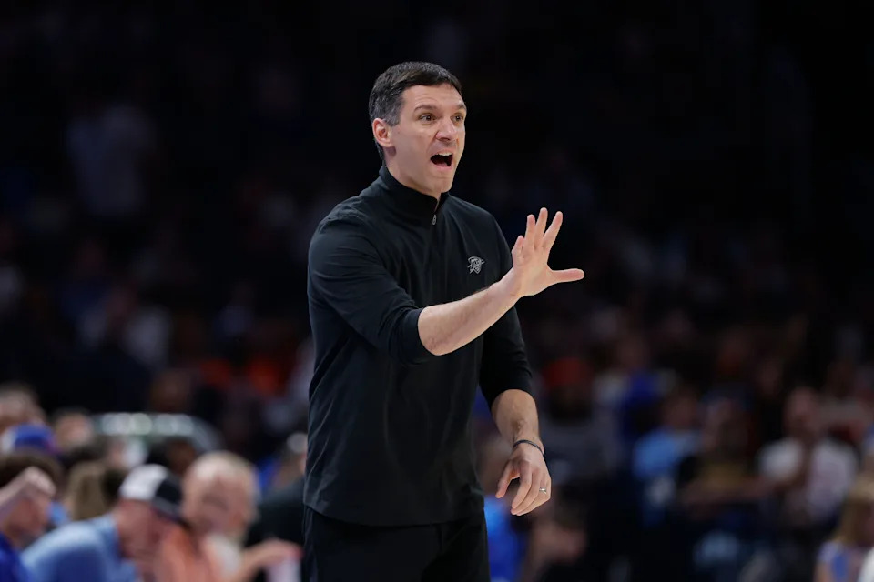 Mar 29, 2026; Oklahoma City, Oklahoma, USA; Oklahoma City Thunder head coach Mark Daigneault gestures to his team during a play against the New York Knicks in the first half at Paycom Center. Mandatory Credit: Alonzo Adams-Imagn Images