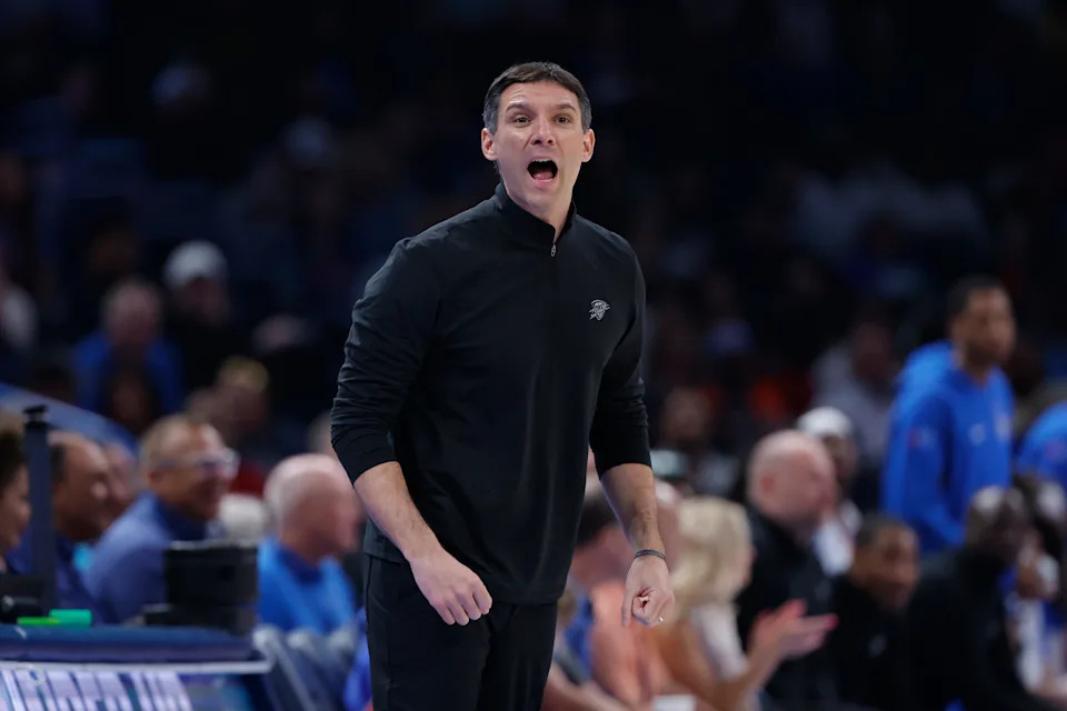 Mar 29, 2026; Oklahoma City, Oklahoma, USA; Oklahoma City Thunder head coach Mark Daigneault yells to his team during a play against the New York Knicks in the first half at Paycom Center. Mandatory Credit: Alonzo Adams-Imagn Images