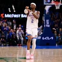 Gilgeous-Alexander sets NBA record with 127th consecutive 20-point game | National News