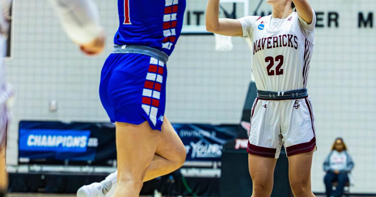 CMU women's basketball team kicks of NCAA tournament with lopsided win | Sports