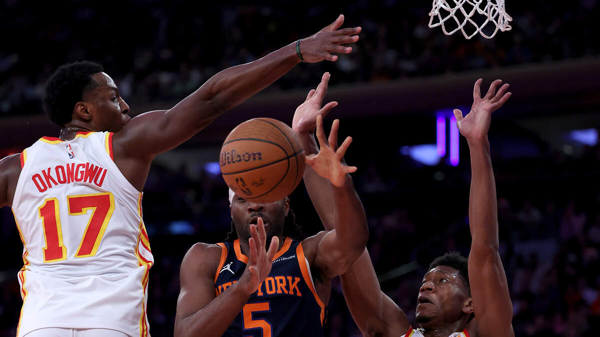 Hawks vs. Bucks Predictions, Odds & Stats – March 14