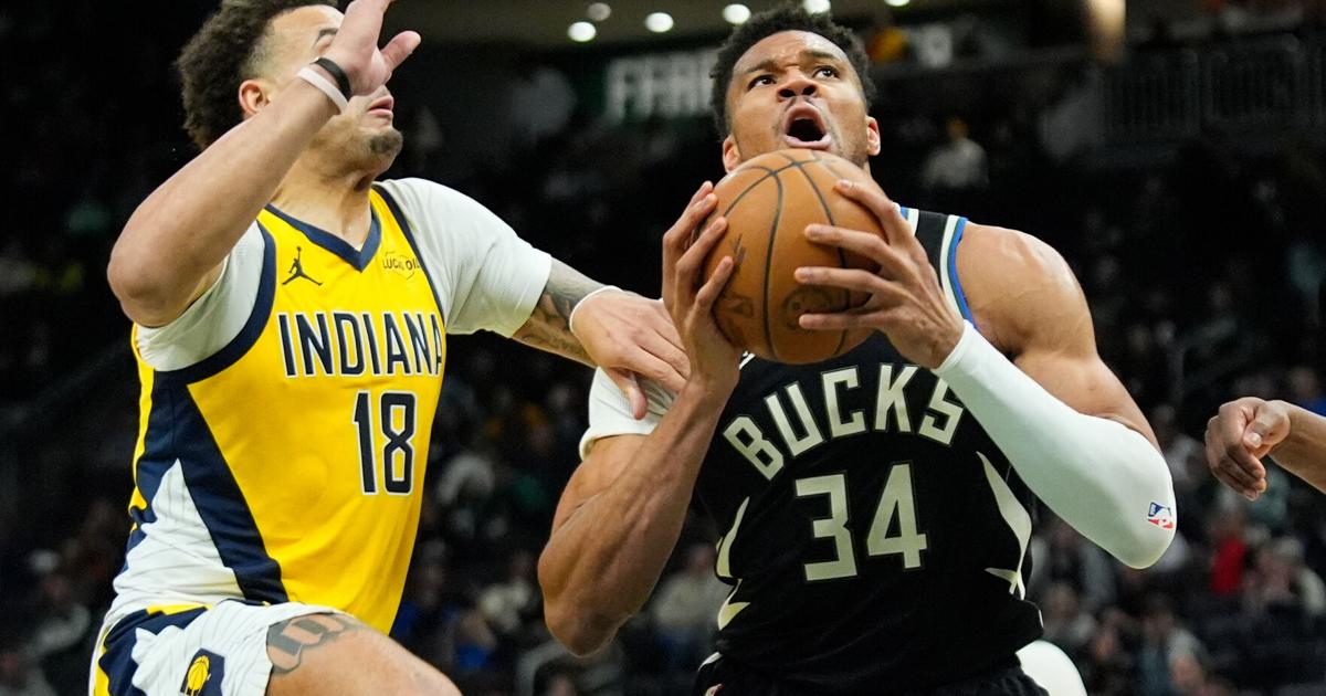 Giannis Antetokounmpo leaves Bucks' victory over Pacers after landing awkwardly on dunk | National Sports