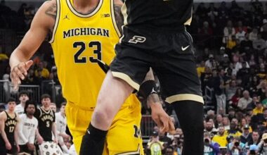 Purdue's Smith moves within 1 assist of Hurley's NCAA career record | Sports